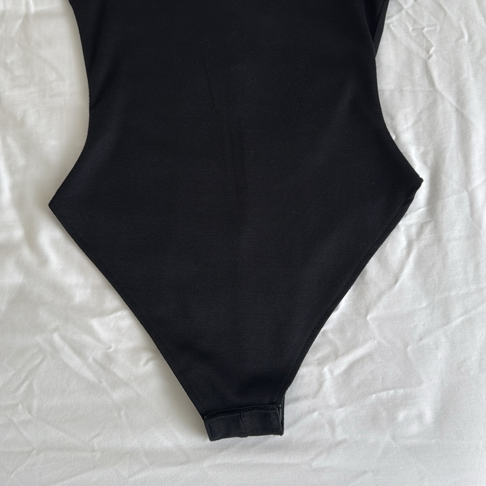 Nasty Gal Lace Up Front Bodysuit - Picture 9 of 9